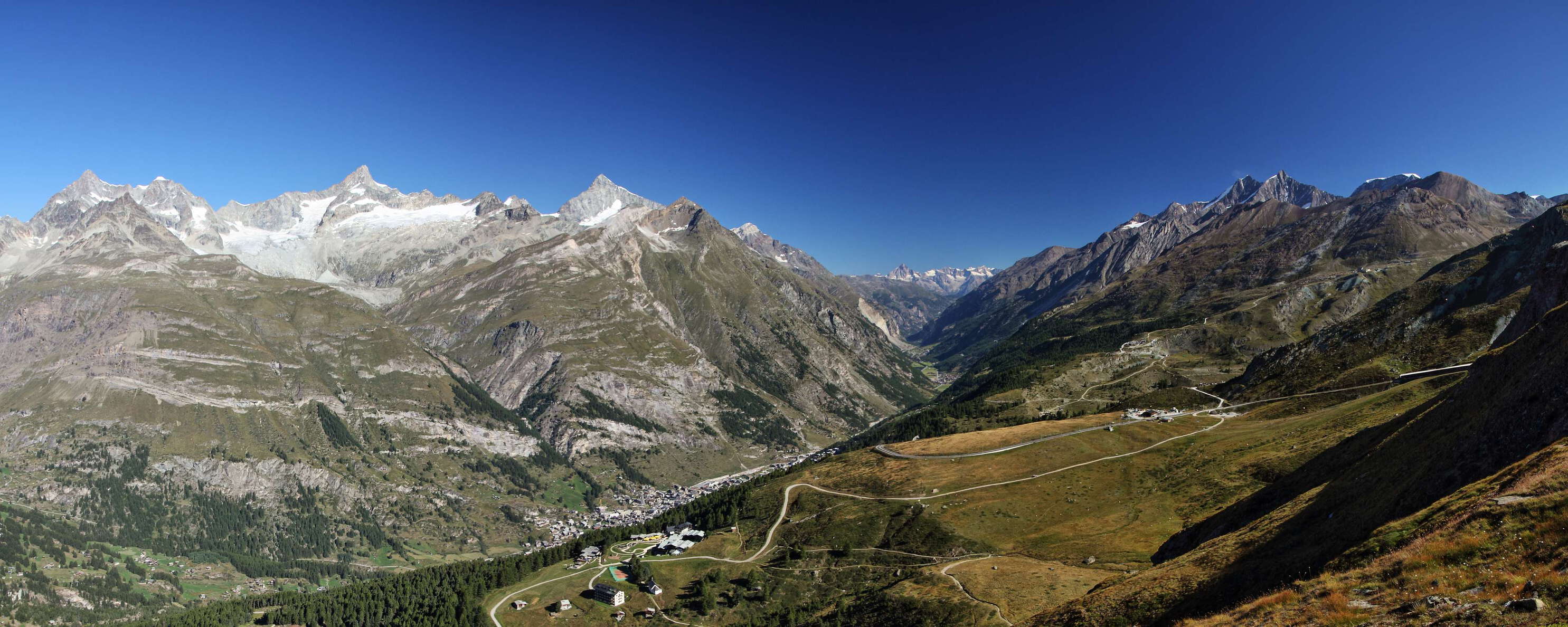 Zermatt | Matter Valley with mountain panorama