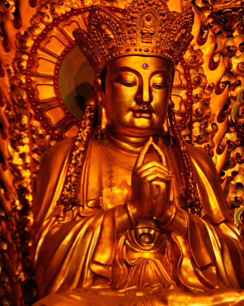 Shanghai  |  Sitting Buddha at Longhua Temple