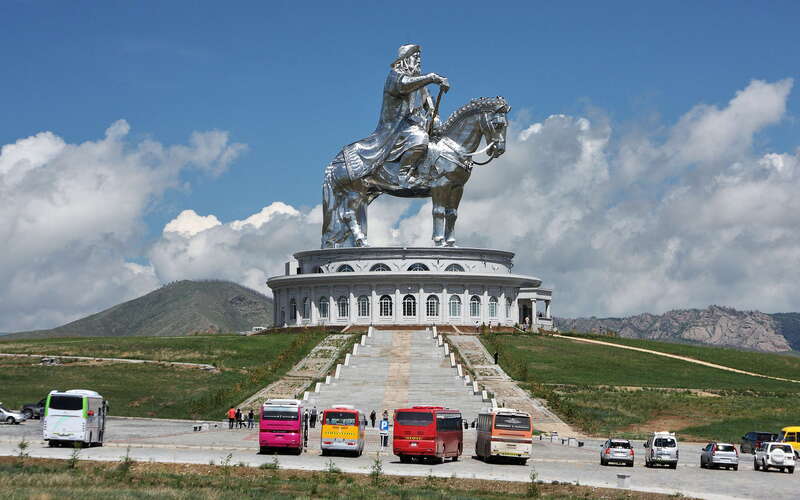Chinggis Khaan Monument