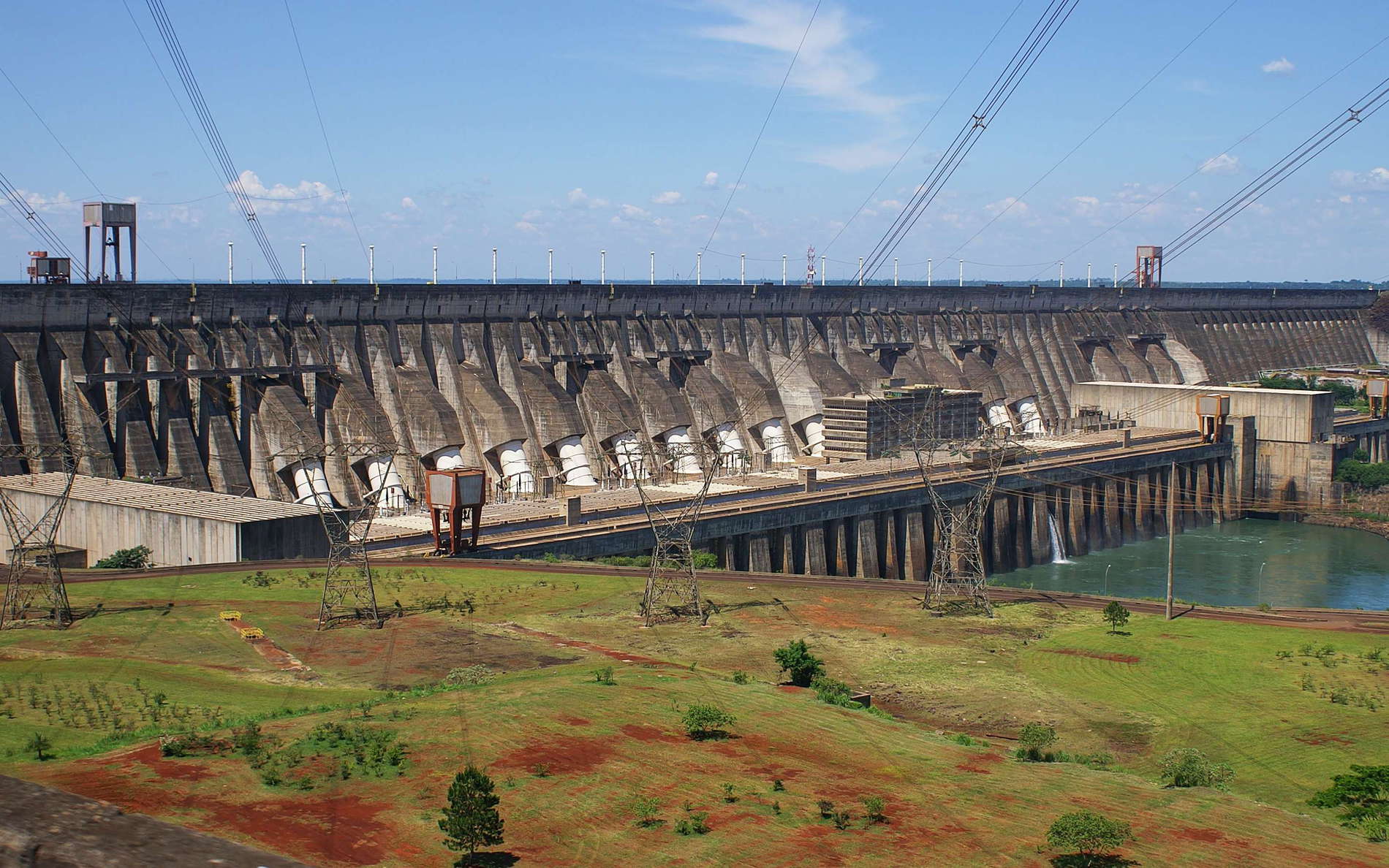 Itaipú Dam (Paraguay | Brazil)