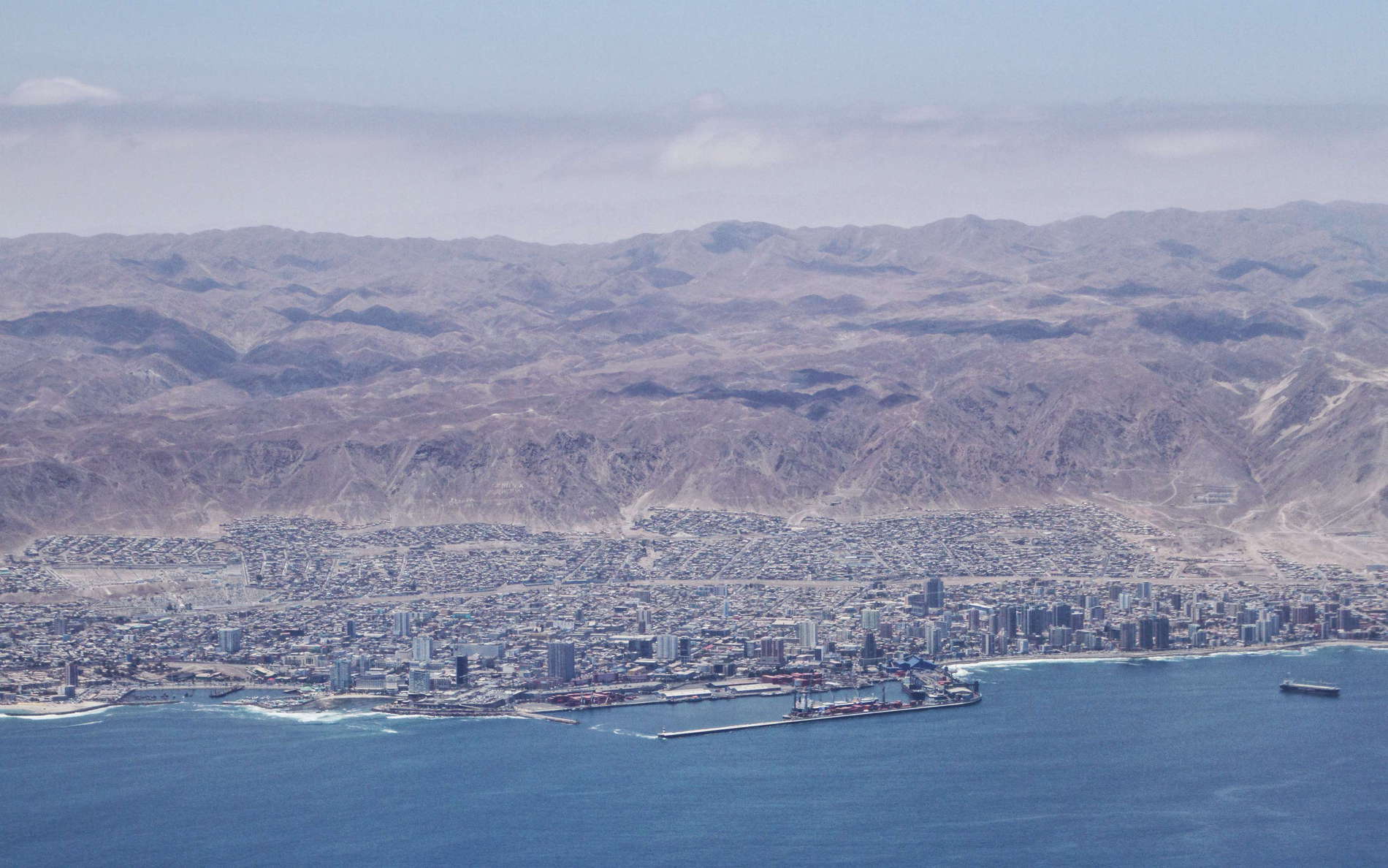 Antofagasta with coast range