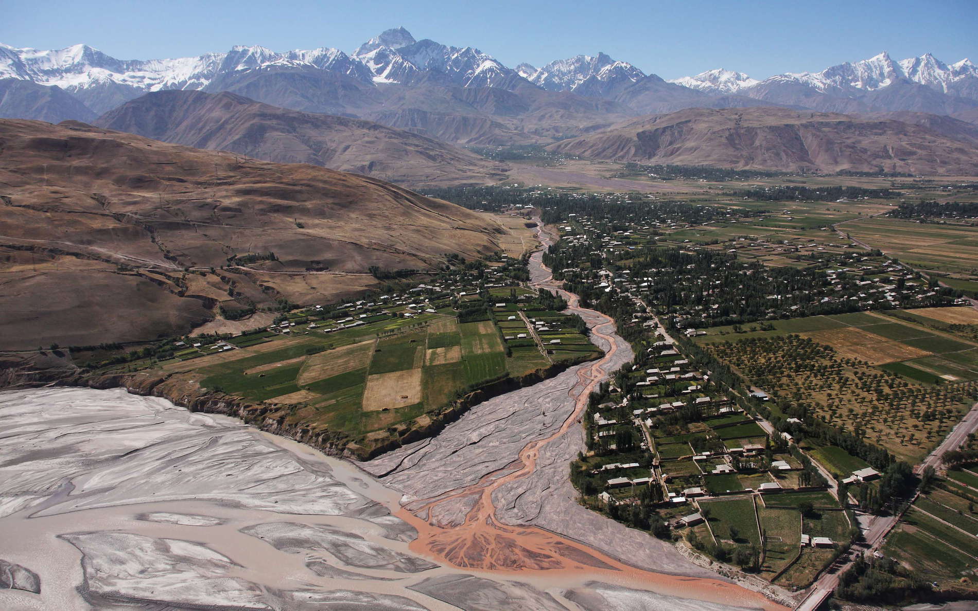 Surkhob Valley with Kichigizi