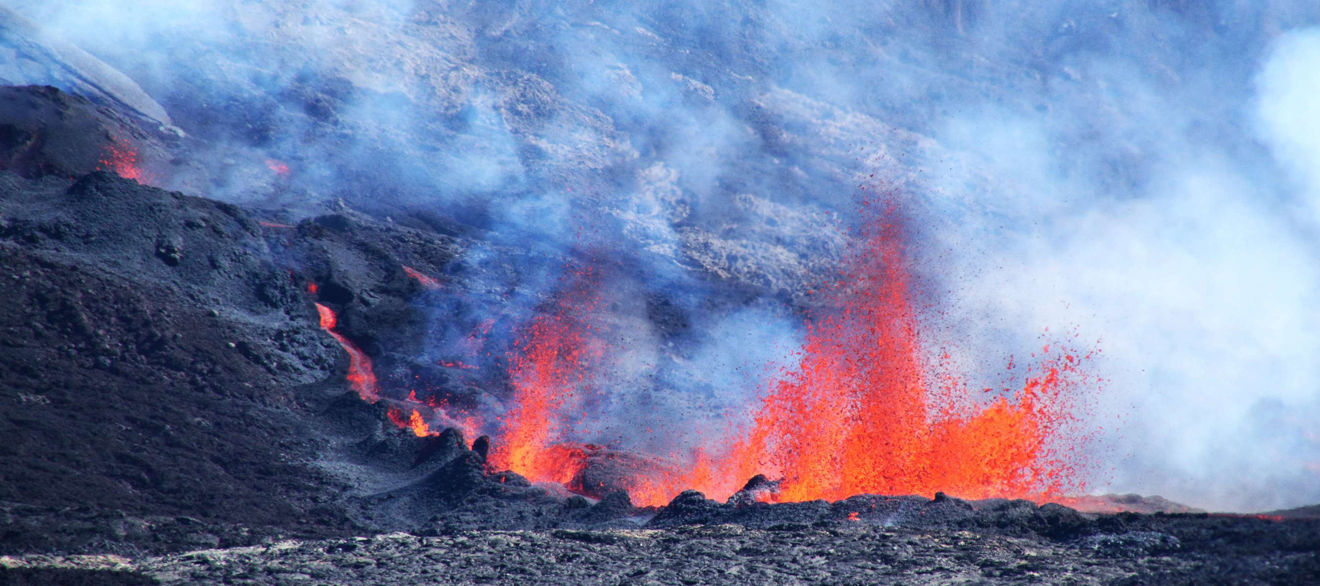 Piton de la Fournaise  |  Eruption