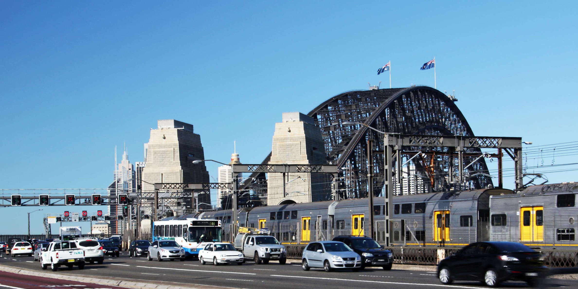 Sydney Harbour Bridge  |  Traffic