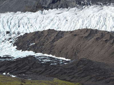 Svínafellsjökull with landslide deposit