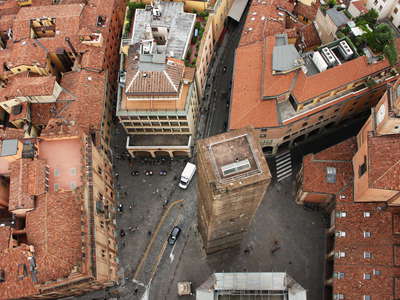 Bologna | Torre Garisenda