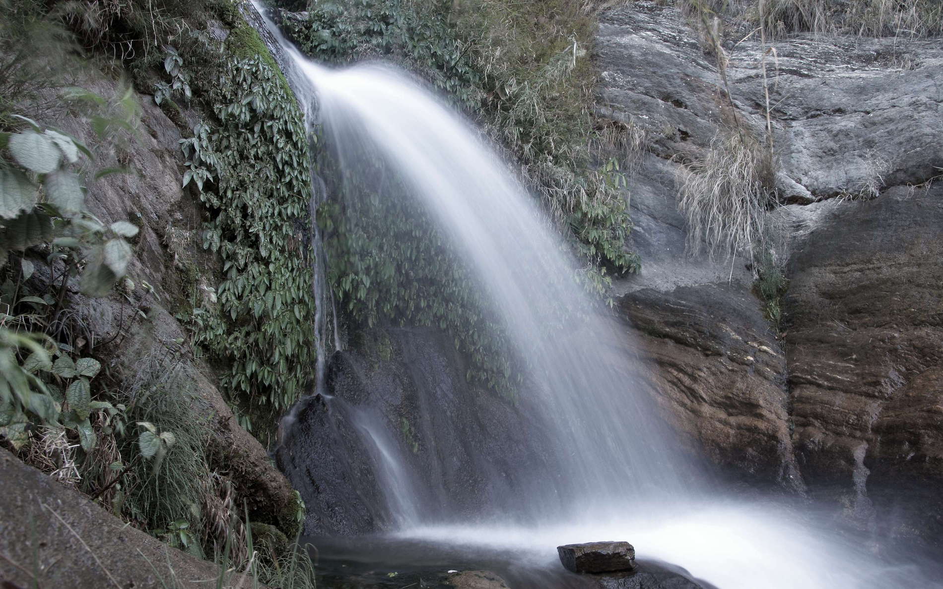Kali Gandaki Valley  |  Waterfall