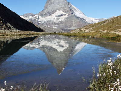 Zermatt | Matterhorn reflecting in Riffelsee
