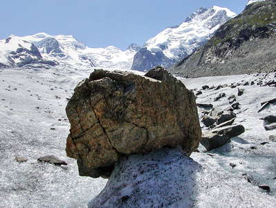 Morteratschgletscher  |  Ice sheltered by rock