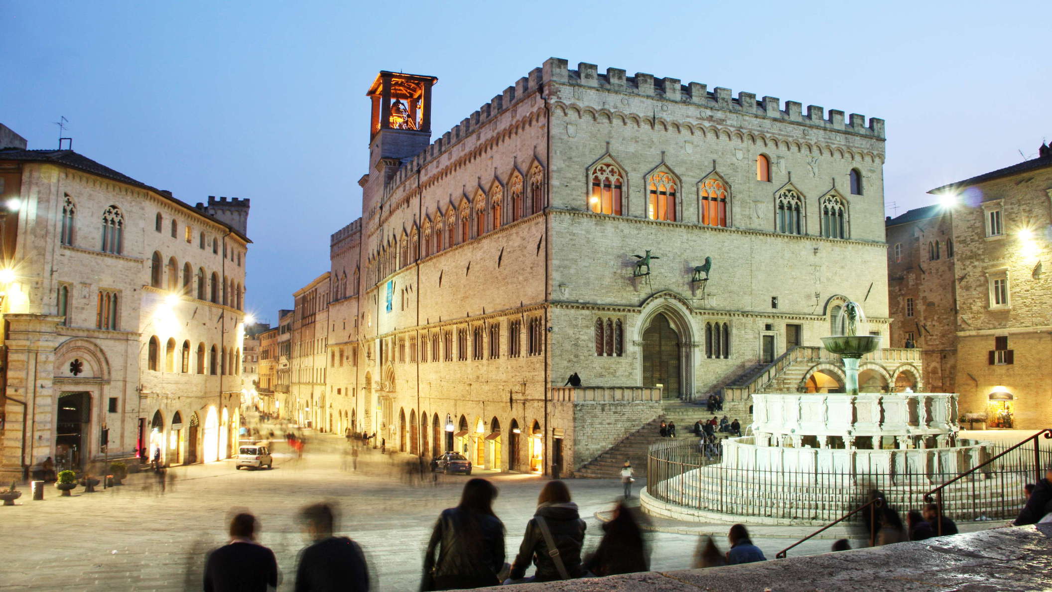 Main square in the historic centre of Umbria's capital. The large building behind the Fontana Maggiore is the Palazzo dei Priori. It was built mainly in the 14th Century in Gothic Style and houses part of the city administration. WI_e2104_015a.jpg