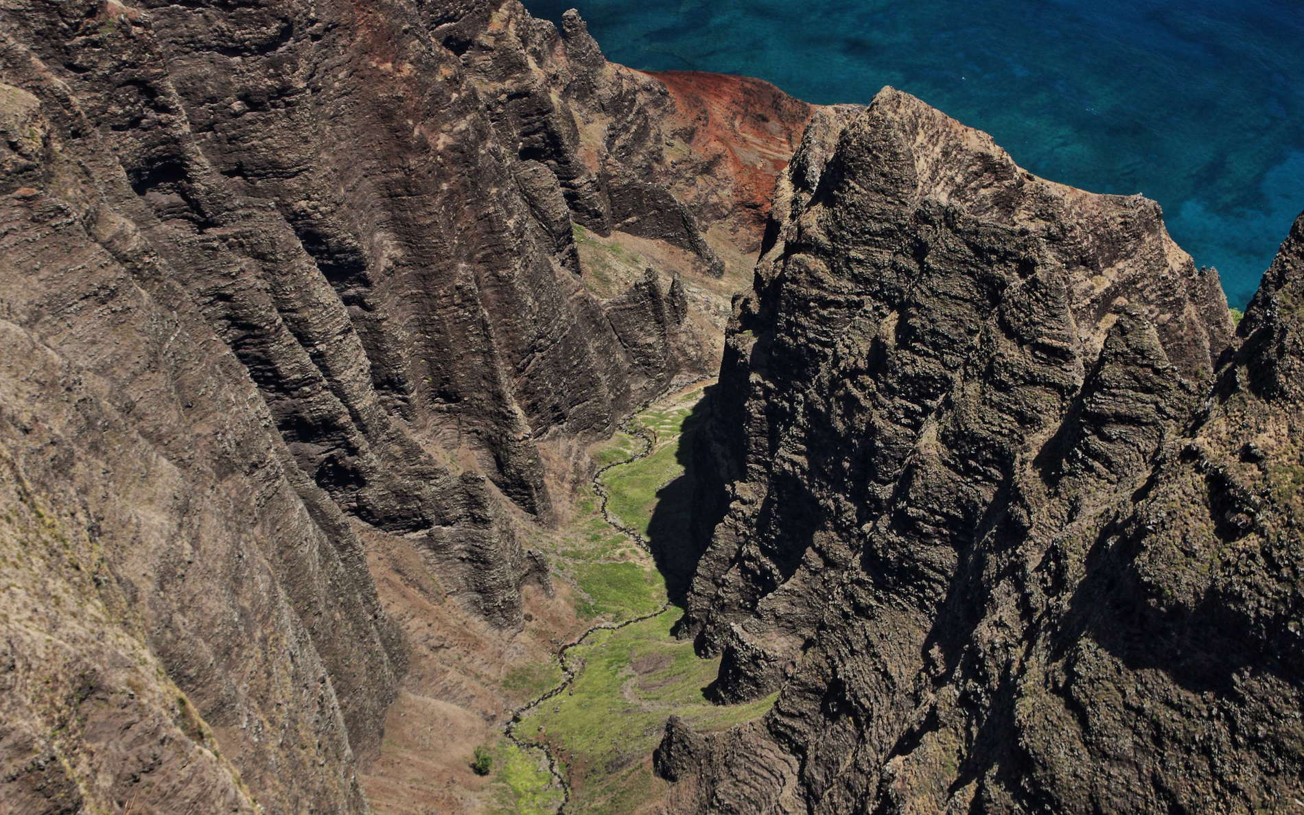 Nā Pali Coast  |  Awa'awapuhi Valley