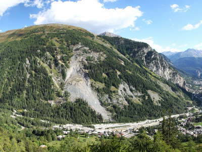 Entrèves | Mont de la Saxe with landslide