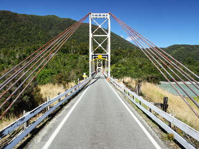 Karangarua River  |  Suspension bridge