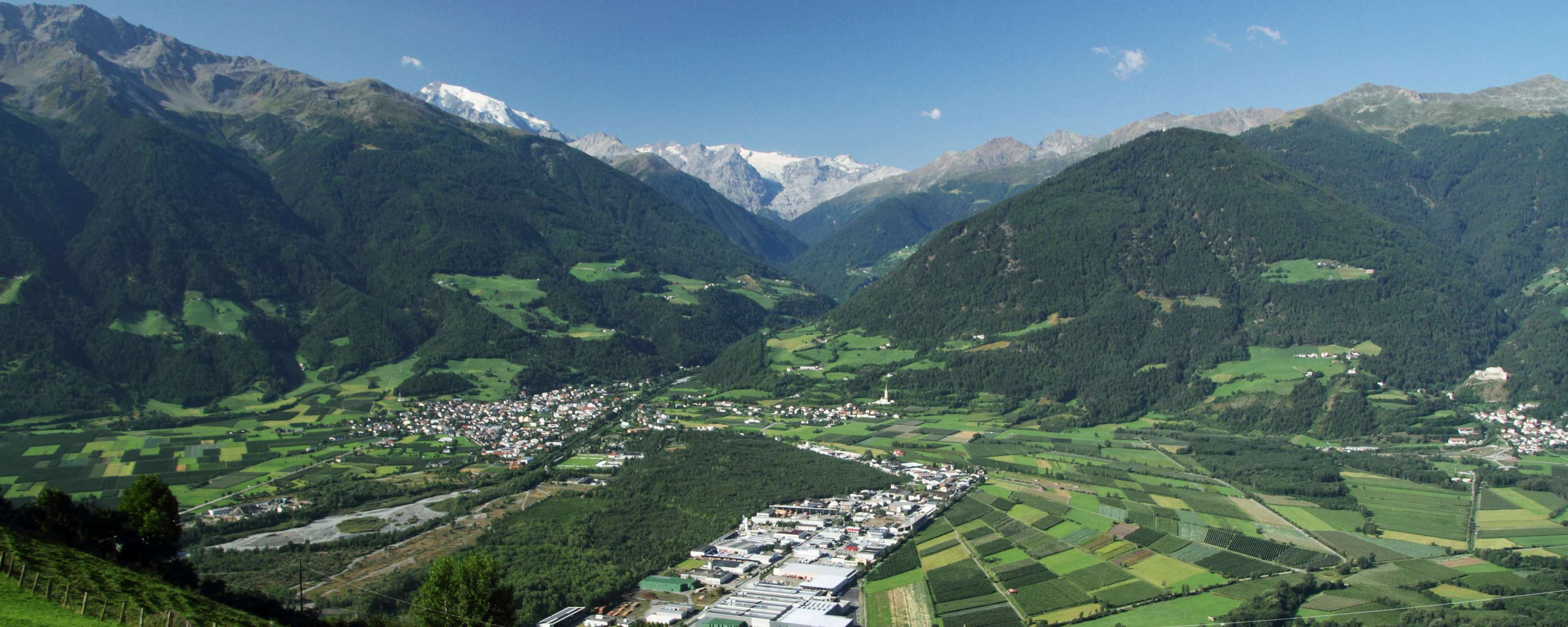 Vinschgau Valley | Prad and Ortler