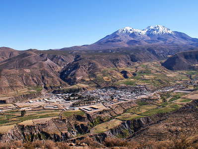 Putre and Nevado Taapacá  |  Panorama