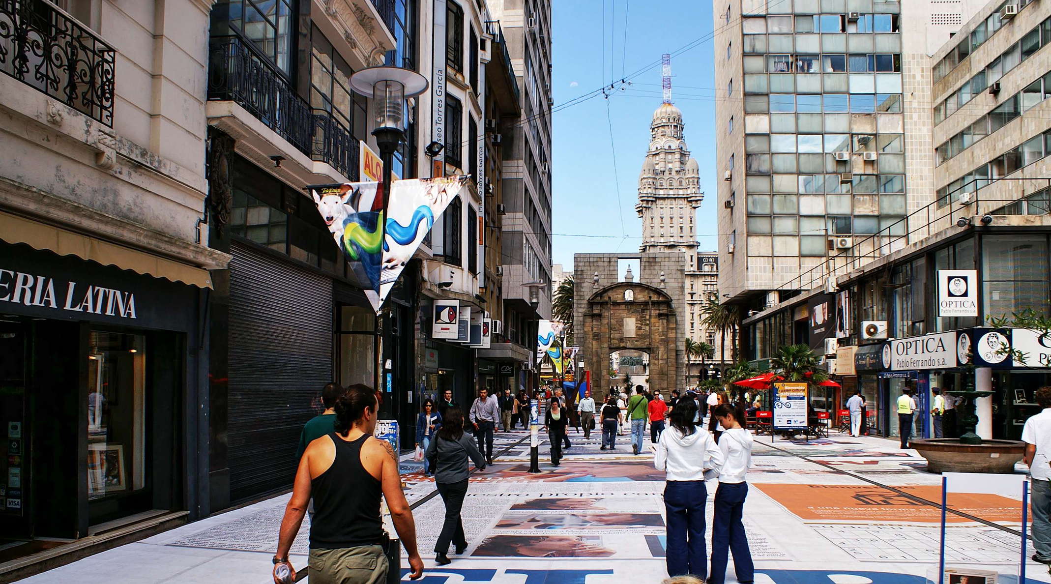 Montevideo | Péatonal Sarandi (Uruguay)