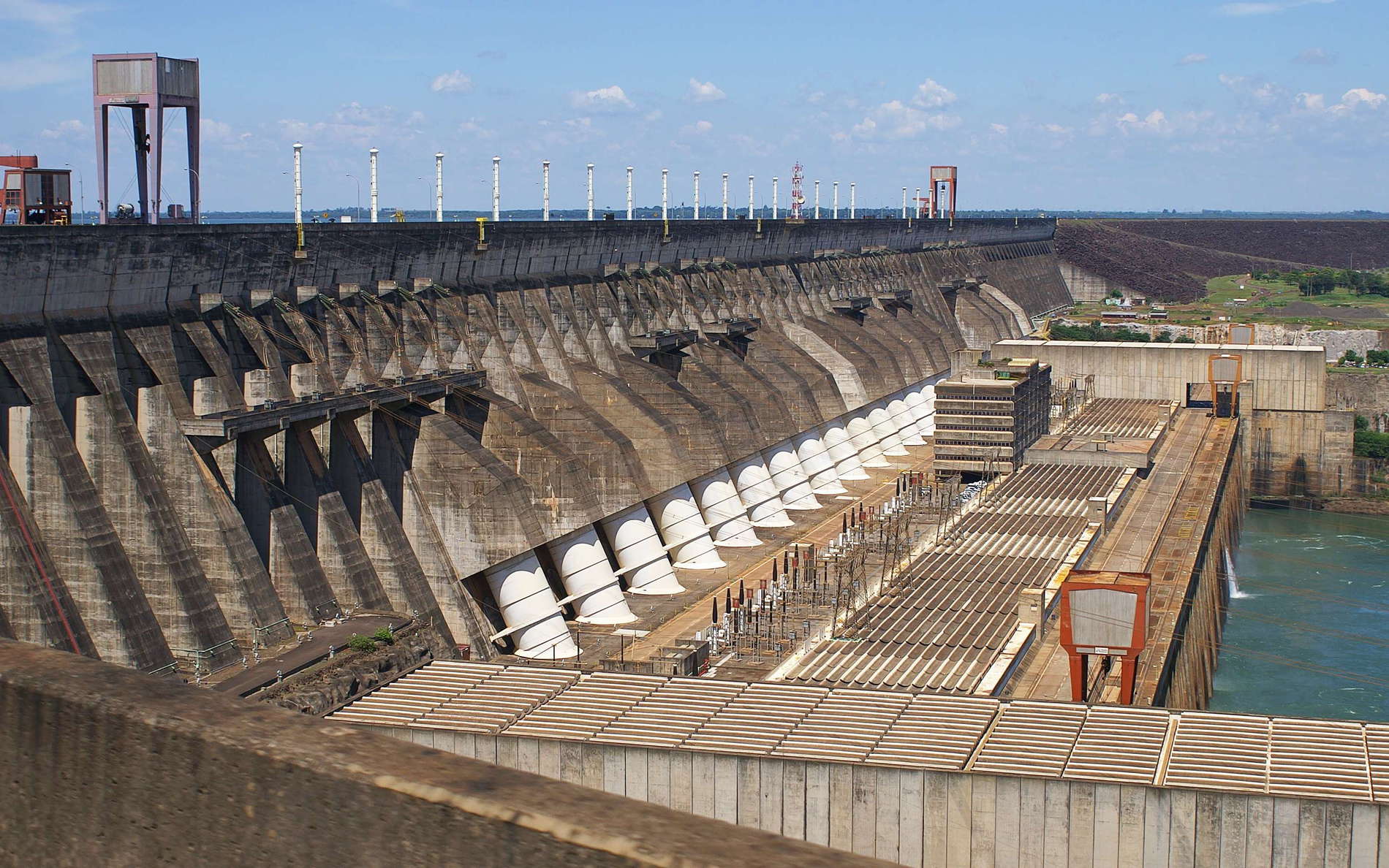 Itaipú Dam (Paraguay | Brazil)