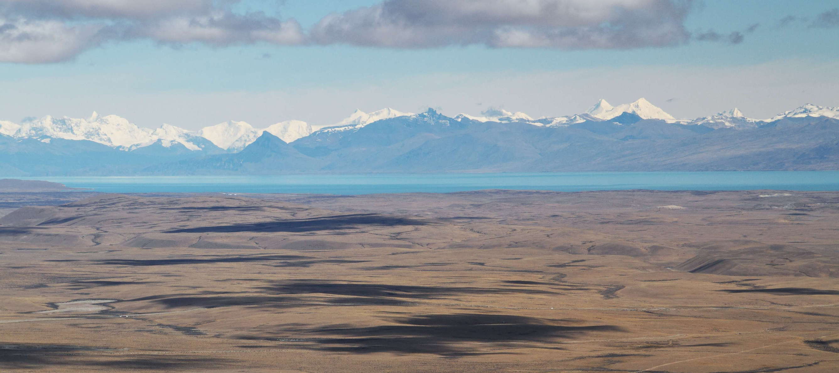 Lago Argentino and Cordillera