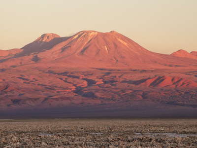 Salar de Atacama and Volcán Lascar