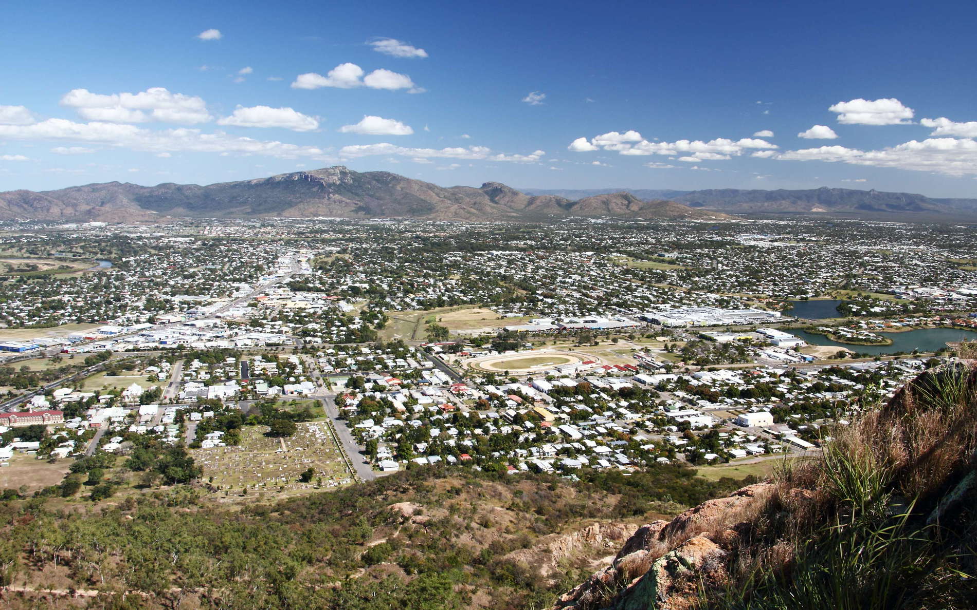 Townsville  |  Suburbs and Mt. Stuart