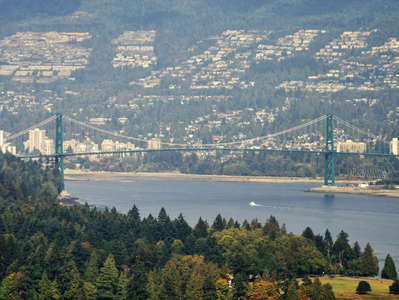 Vancouver  |  Lions Gate Bridge