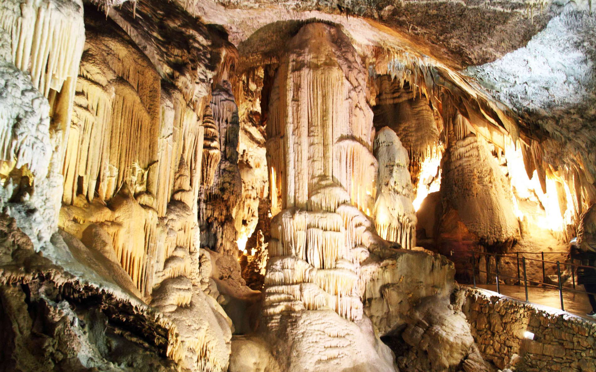 The 24 km long karst cave system - the second longest in Slovenia - was formed by the Pivka River and first discovered in the 17th century. It represents one of the main tourist attractions of the country, developed by a railway. WI_sl021.jpg