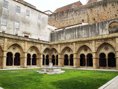 Coimbra  |  Cloister of Sé Velha