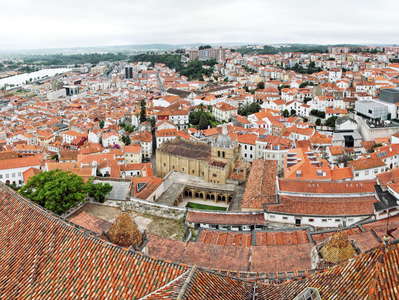 Coimbra  |  City centre with Rio Mondego