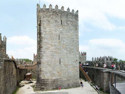 Guimarães  |   Panorama of the Castelo de Guimarães
