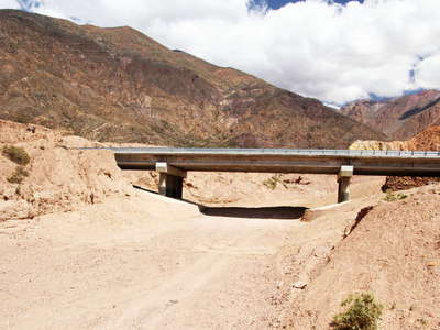 Valle Mendoza  |  Reconstructed road bridge