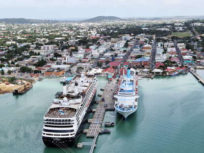 St. John's | Town centre with cruise ships