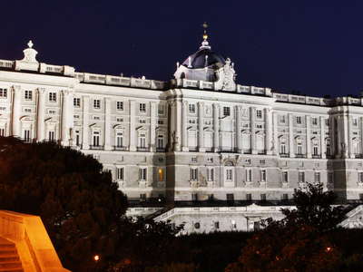 Madrid | Palacio Real at night
