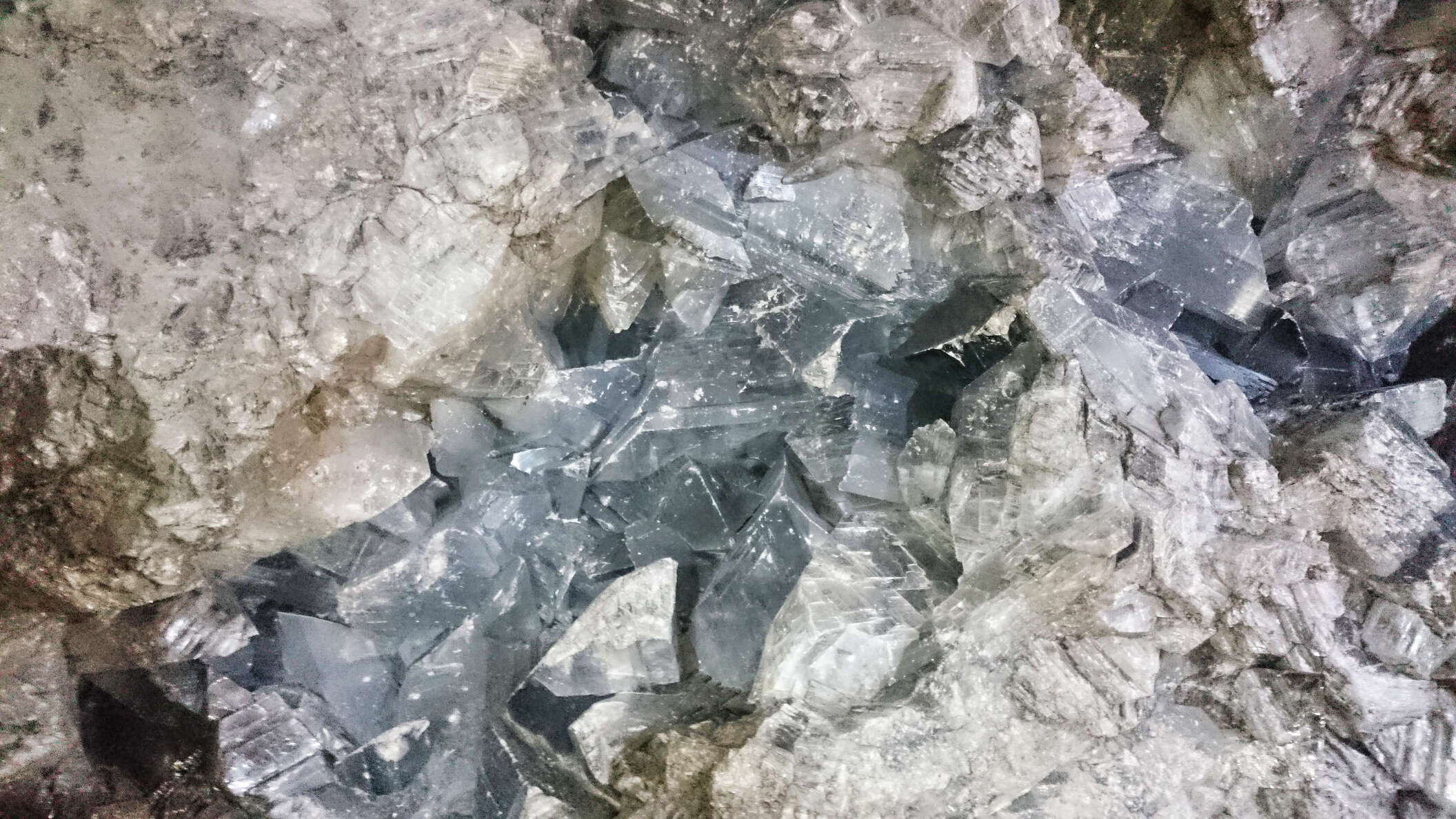 Abandoned mine at the eastern slope of the Sierra del Aguilón. In 1999, the second largest geode worldwide was discovered in this mine. It has been accessible to the public since 2019. The geode shown in this photo is still one of the largest which are known. WI_e5043.jpg