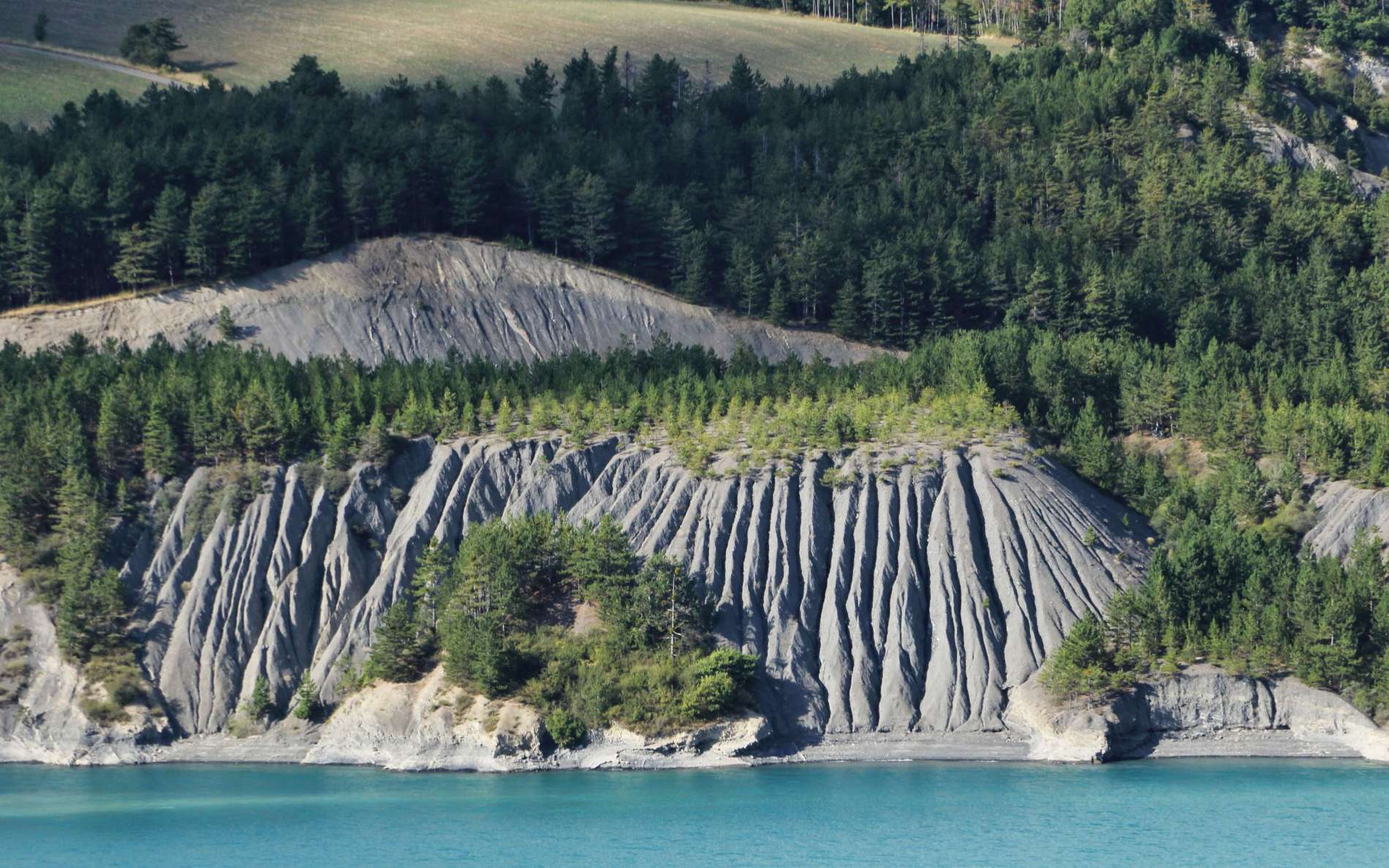 Lac de Serre-Ponçon | Badland formation