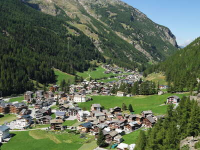 Saas Valley with Saas-Grund