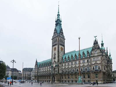 Hamburg | Rathausmarkt and Rathaus