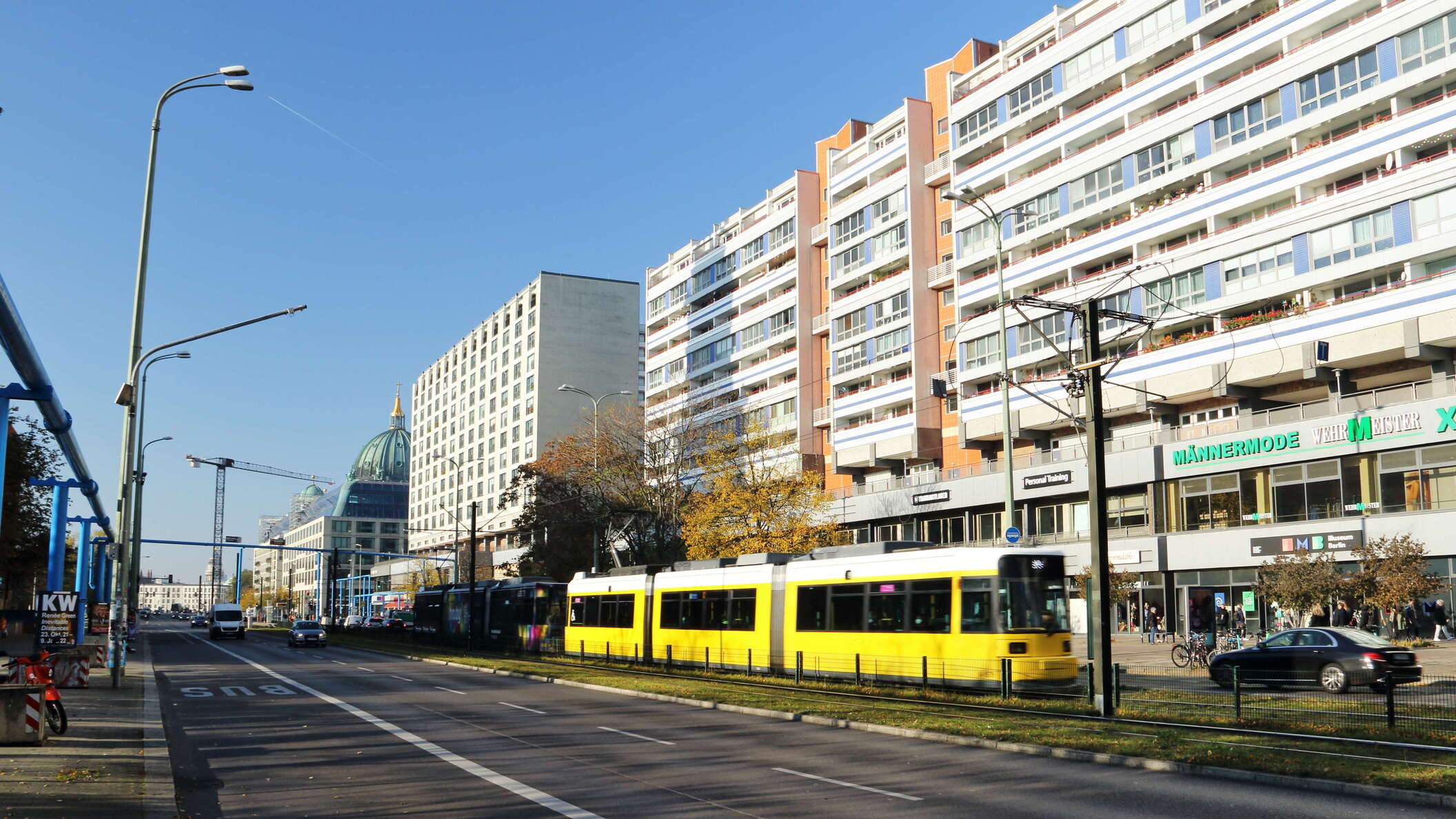 One of the major arterial roads in the centre of Berlin, view in SW direction towards the Berlin Cathedral WI_ge471.jpg
