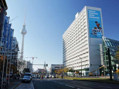 Berlin | Karl-Liebknecht-Straße with Haus des Berliner Verlages