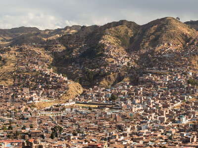 Cusco with hillslope neighbourhoods