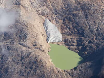 Cordillera Vilcabamba | Glacial lake in 2022