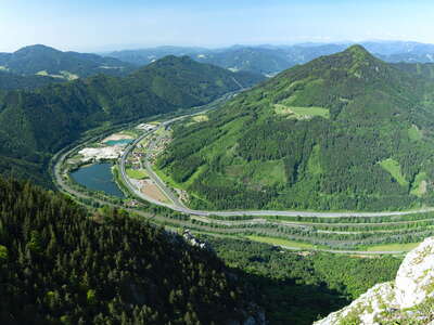 Mur Valley with Röthelstein