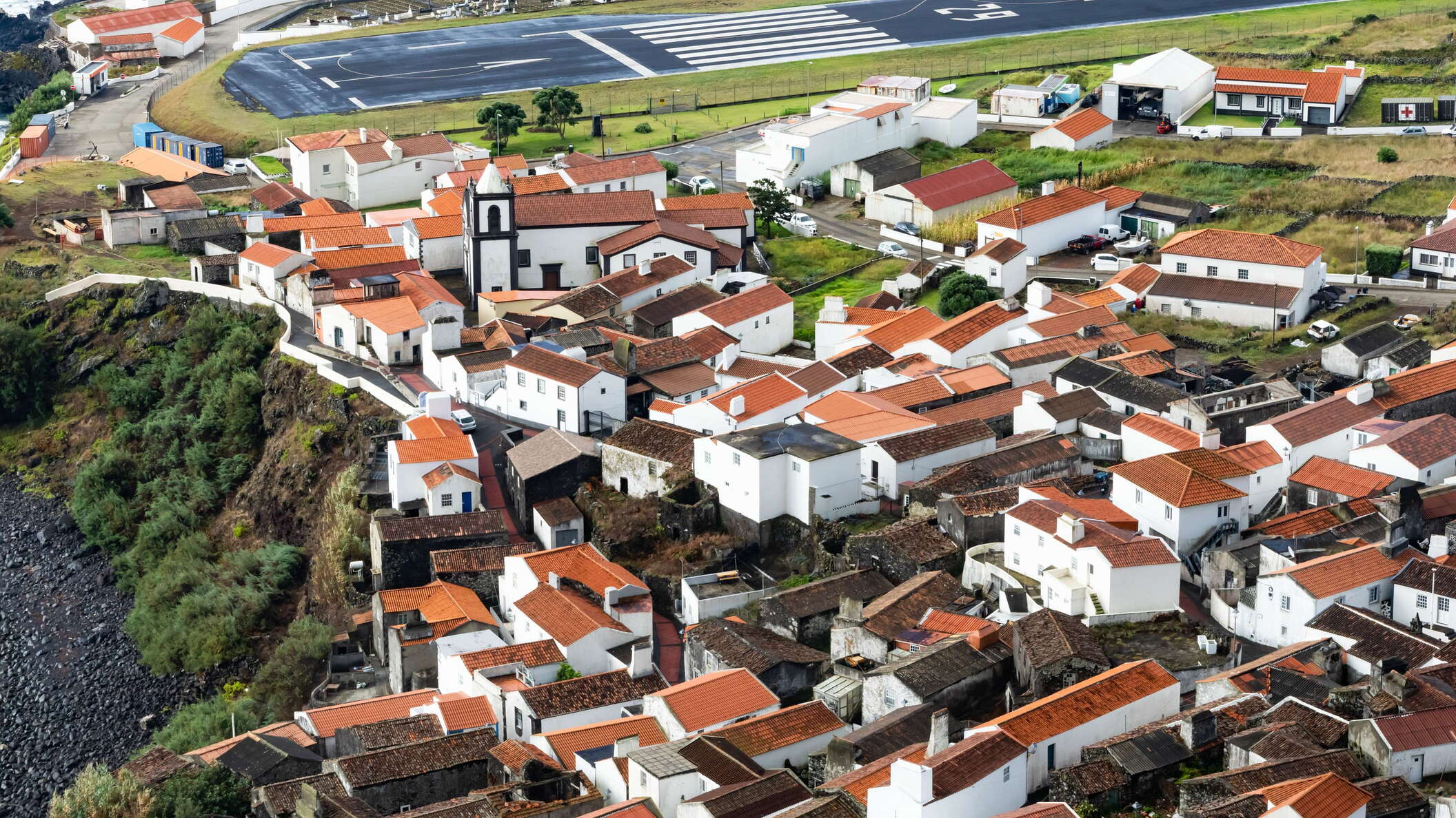 Vila do Corvo | Village centre