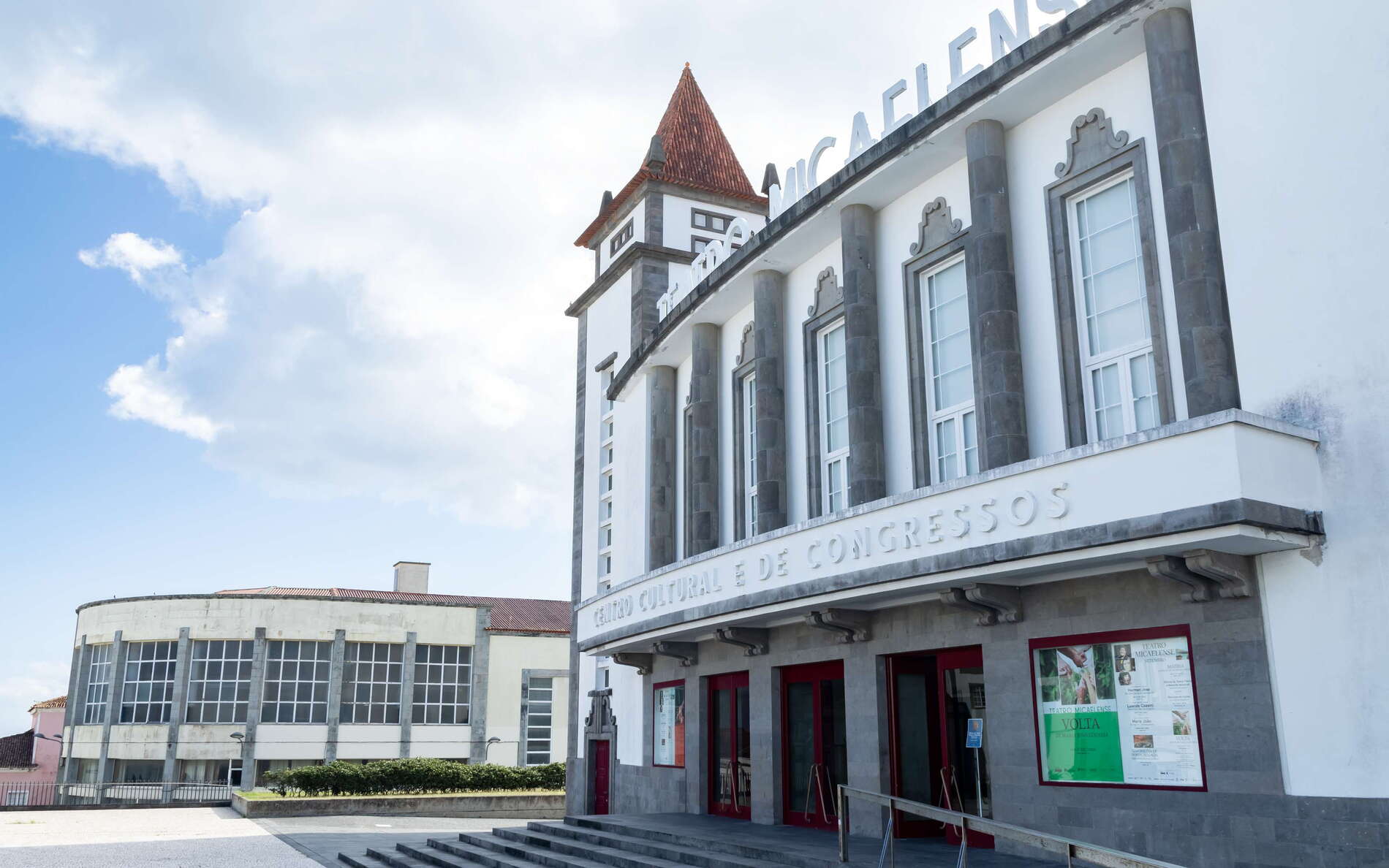 Ponta Delgada | Largo de São João with Teatro Micaelense