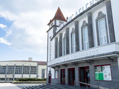 Ponta Delgada | Largo de São João with Teatro Micaelense