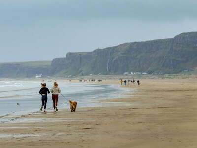 Benone Strand