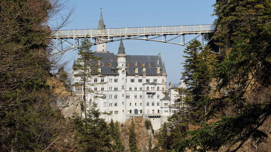 Schloss Neuschwanstein with Marienbrücke