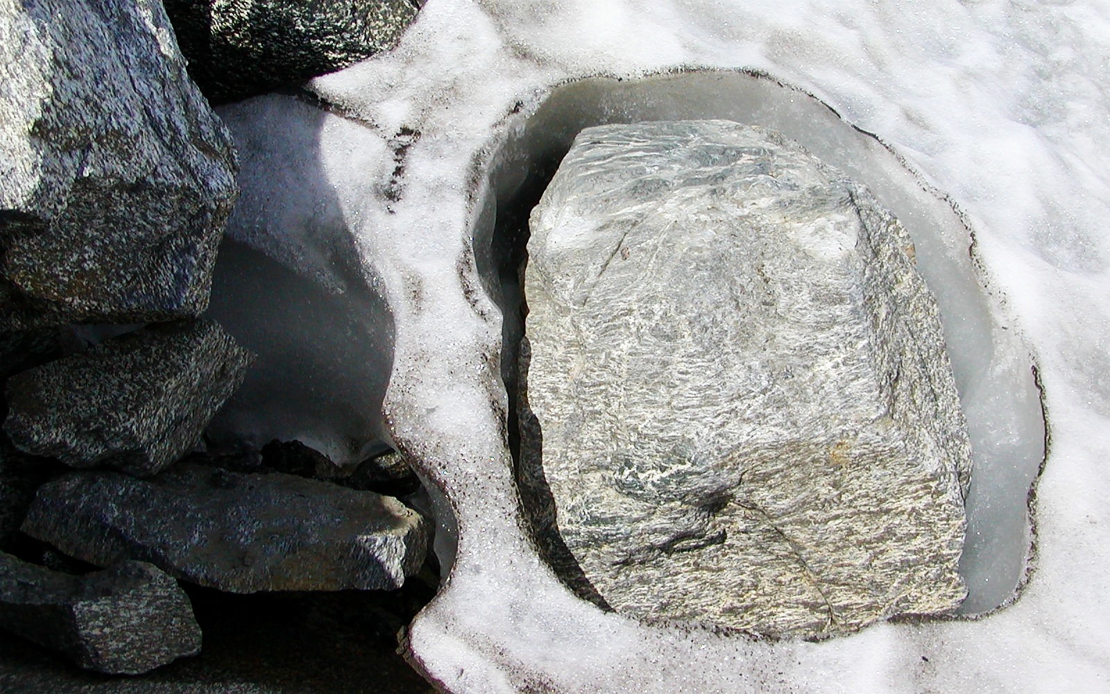 Jotunheimen  |  Snow melt