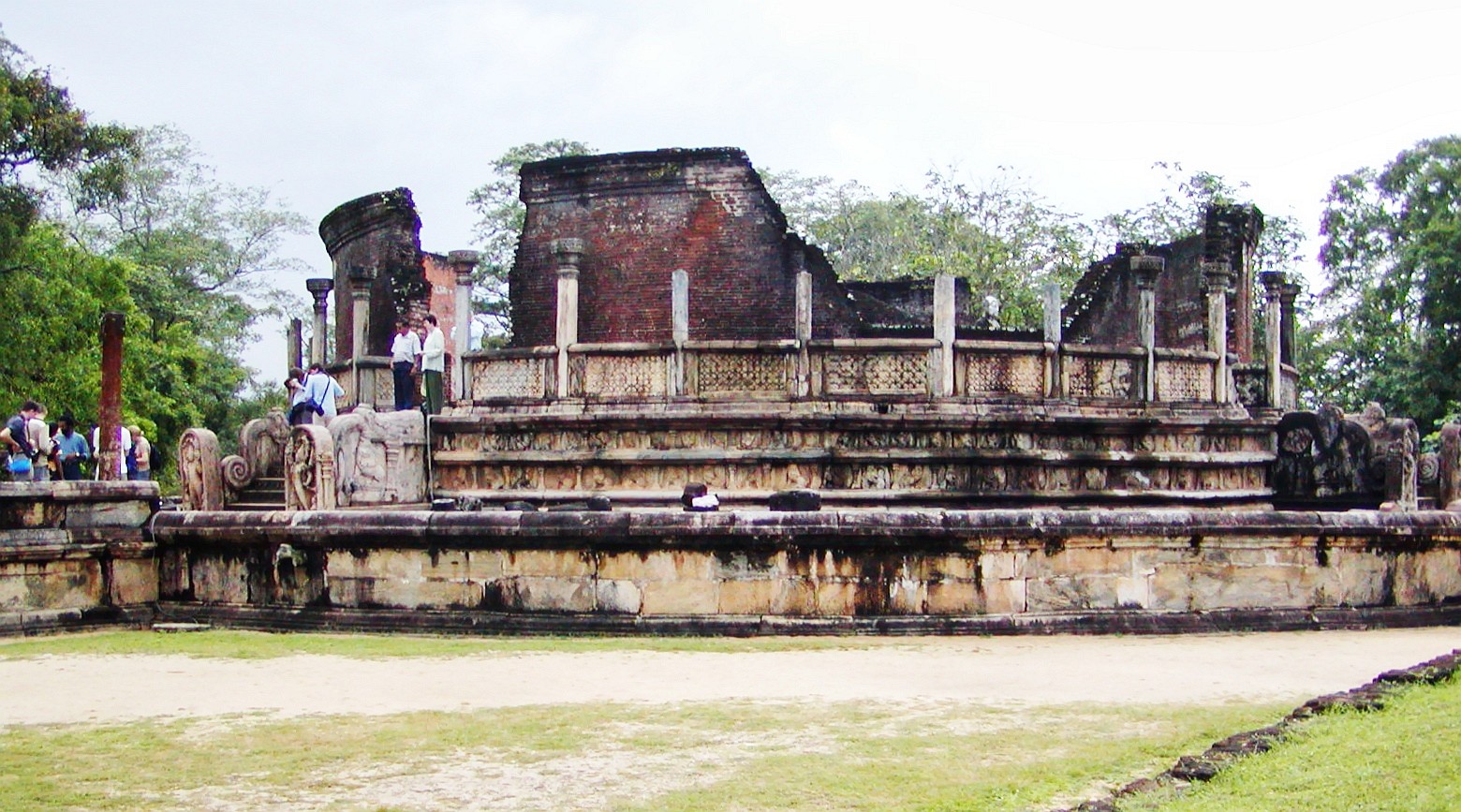 Polonnaruwa  |  Vatadage